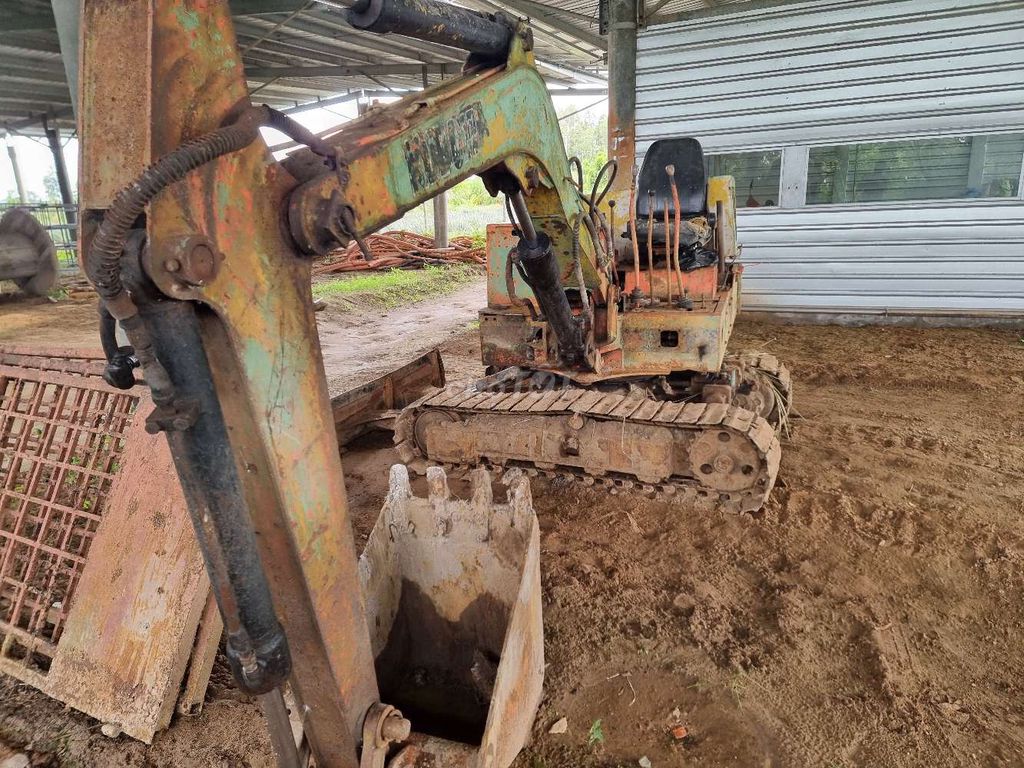 Xe cuốc đã qua sử dụng. Mua bán Phương tiện khác tại Quận Ninh Kiều Cần Thơ được đăng bởi Hồng quang hình 1