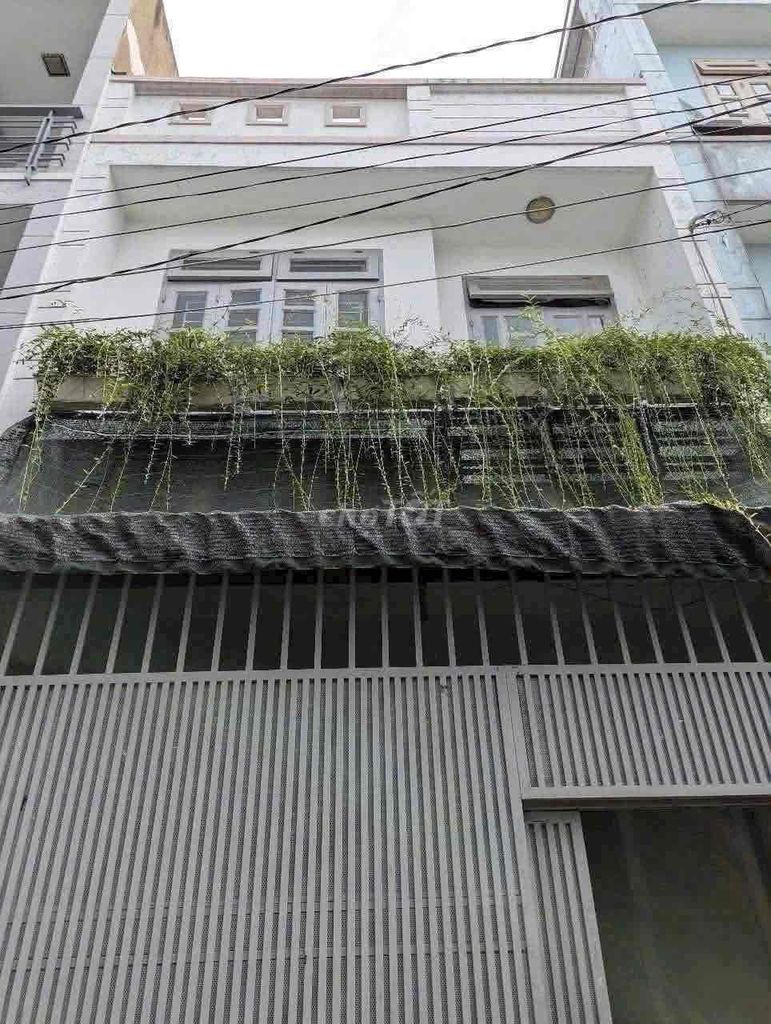 cho thuê nhà Trương thị hoa TTH 07q12 110m 1lầu 2PN 3wc hem xe hơi 8tr