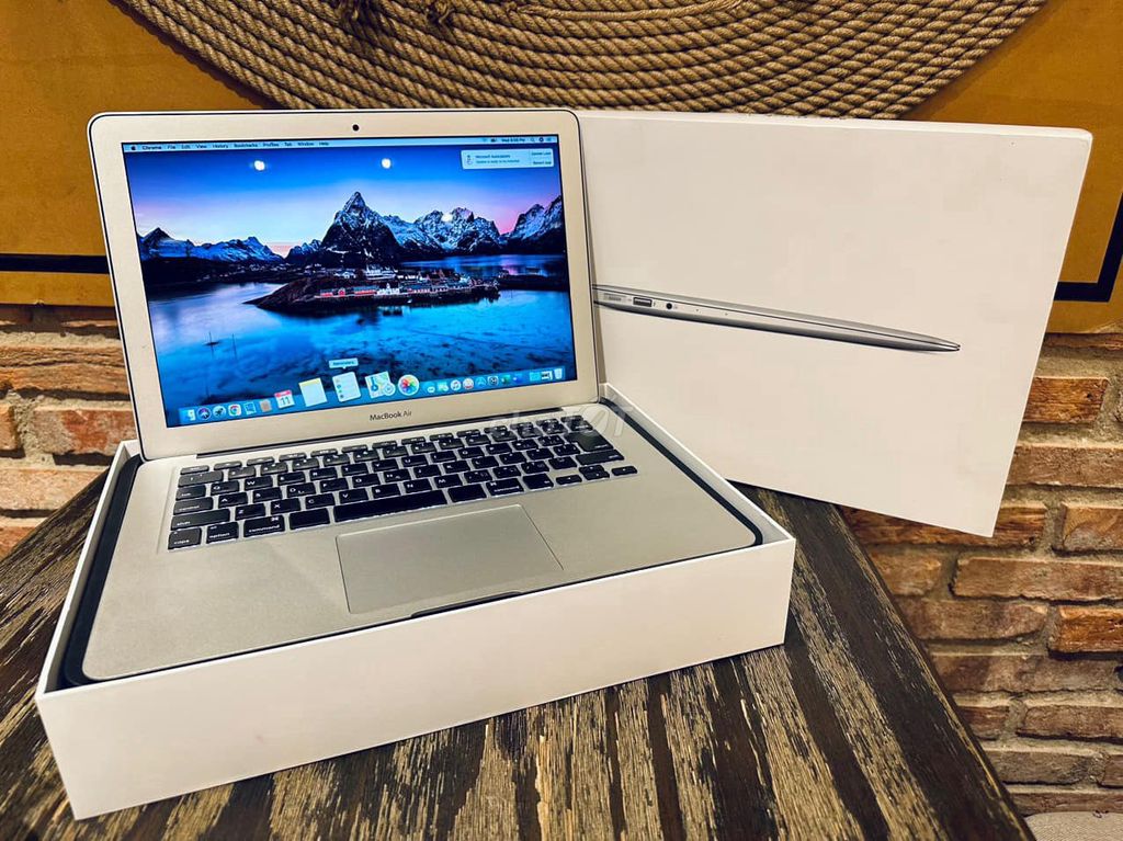 Apple Macbook Air Core i7 8GB/512/256GB/Có BH ship. Mua bán Laptop tại Quận Phú Nhuận Tp Hồ Chí Minh được đăng bởi Thảo Anh Apple Giá sỉ hình 1