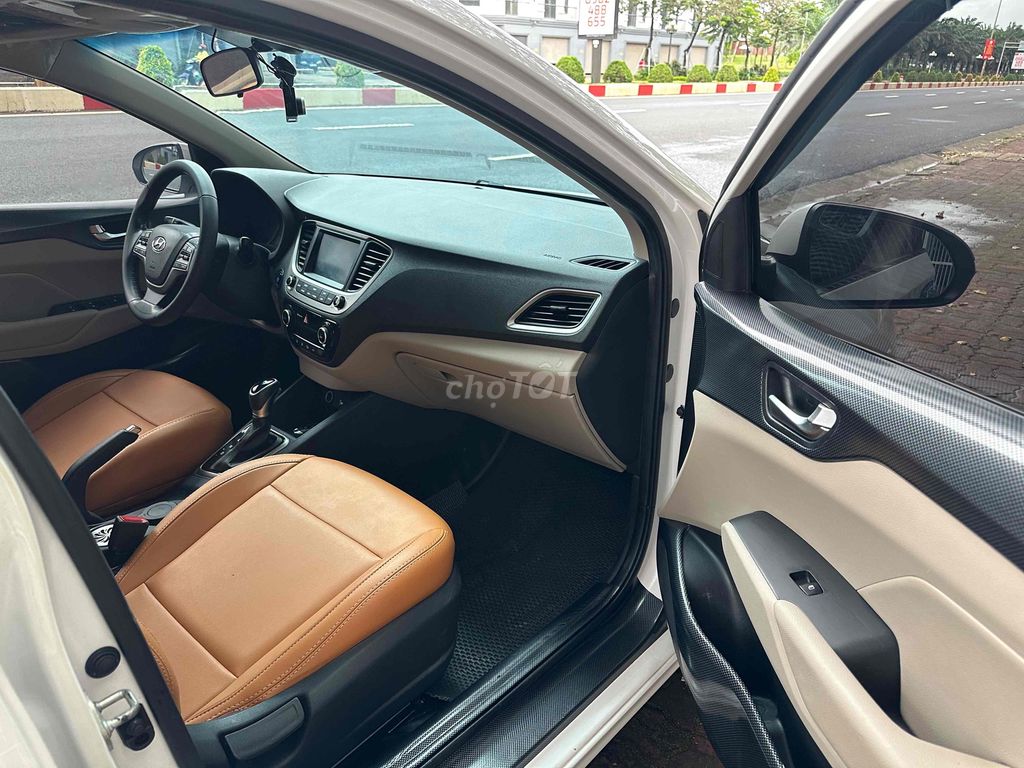 Hyundai Accent 2018 1.4 ATH - 100000 km. Mua bán Ô tô tại Thành phố Buôn Ma Thuột Đắk Lắk được đăng bởi minh toàn  hình 6