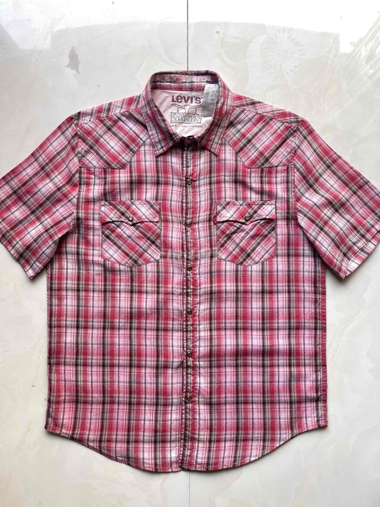 Áo sơ mi Levis Vintage Cotton size L chính hãng. Mua bán Quần áo tại Quận 11 Tp Hồ Chí Minh được đăng bởi Vũ Đức Thịnh  hình 1