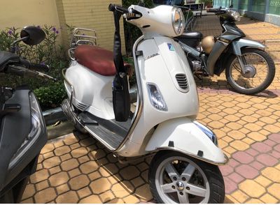 Piaggio Vespa LX 2013 Trắng