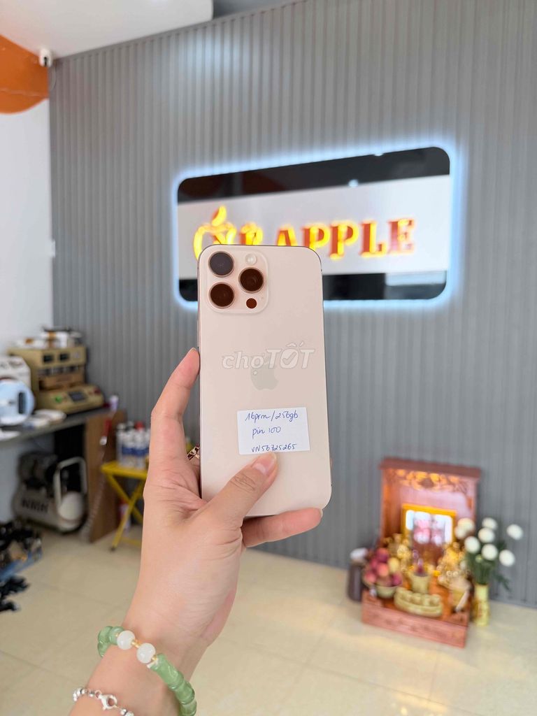 Apple iPhone 16 Pro Max 256GB Vàng. Mua bán Điện thoại tại Thị Xã Buôn Hồ Đắk Lắk được đăng bởi Nguyên Thuỷ hình 1