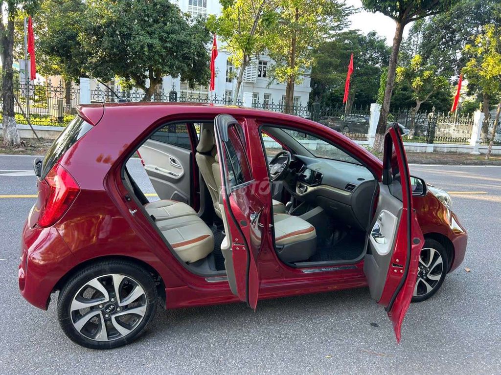 Kia Morning хэтчбек 5 мест автомат красный