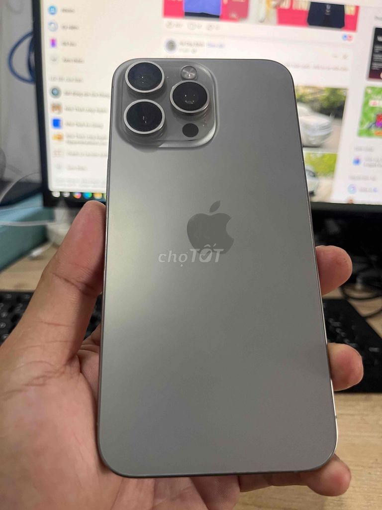 iPhone 15 Pro Max 256GB Xám Mới 100%. Mua bán Điện thoại tại Thành phố Long Xuyên An Giang được đăng bởi GK hình 1