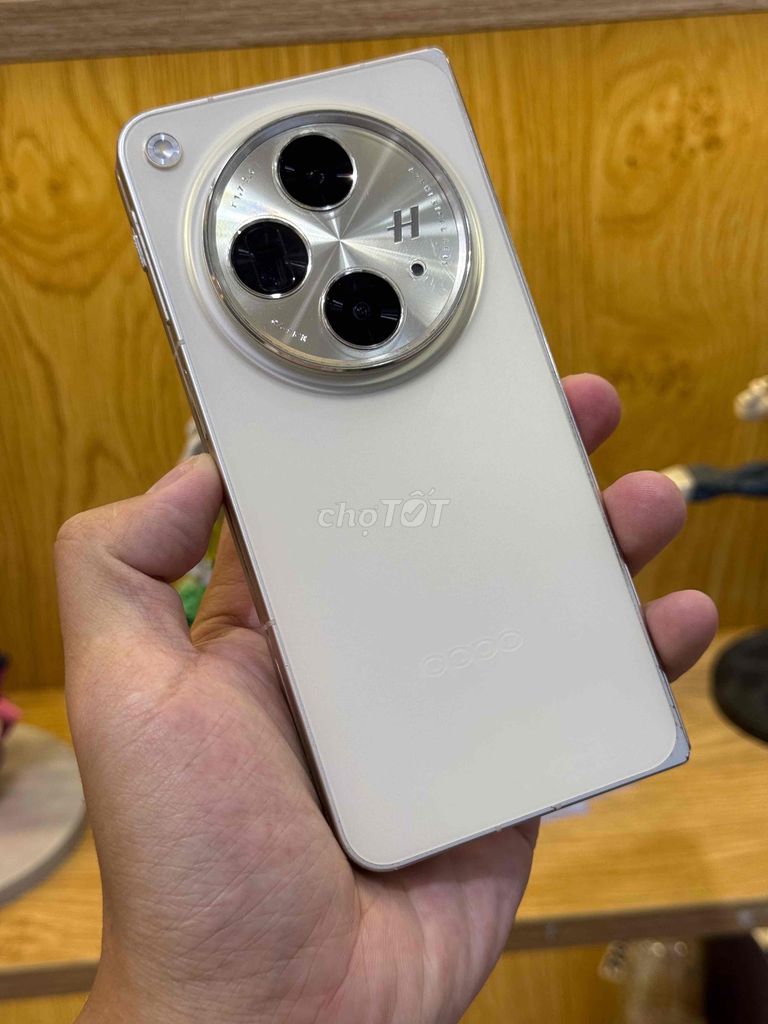 Oppo Find N3 Vàng 16GB/512GB. Mua bán Điện thoại tại Quận 10 Tp Hồ Chí Minh được đăng bởi Hậu Lưu hình 1