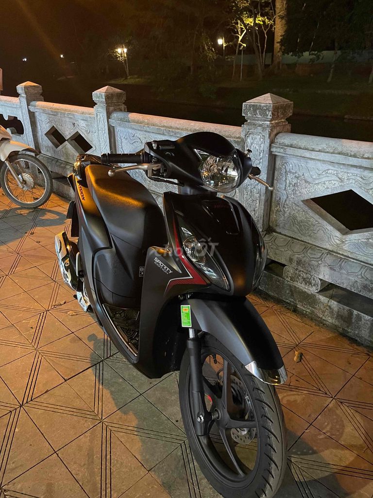 Honda Vision 2024 Đen 3000km. Mua bán Xe máy tại Thị xã Sơn Tây Hà Nội được đăng bởi nguyễn đức được hình 3