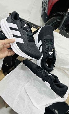 Adidas Running chính hãng full box Size 39 và 41. Mua bán Giày dép tại Quận 8 Tp Hồ Chí Minh được đăng bởi Philipky