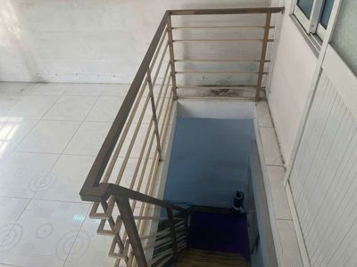 Cầu thang sắt. Mua bán Nội thất, đồ gia dụng khác tại Quận Bình Thuỷ Cần Thơ được đăng bởi Huỳnh Thanh Tú