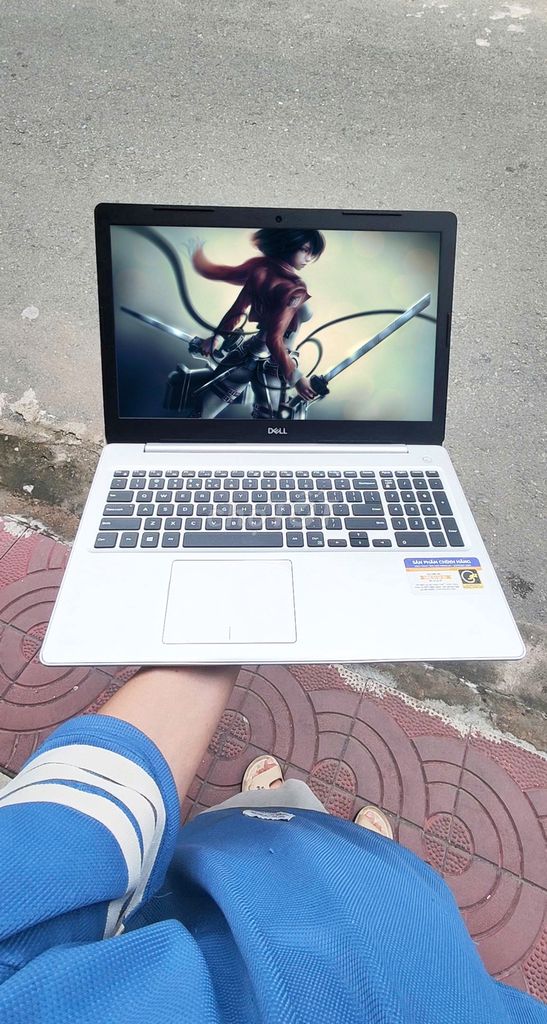 Laptop dell i5 có vga rời thế hệ 8 giá rẻ. Mua bán Laptop tại Thành phố Thủ Dầu Một Bình Dương được đăng bởi Làm vì đam mê hình 1