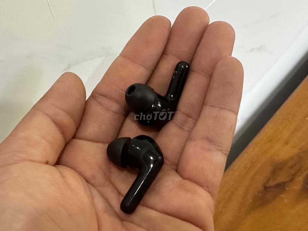 Tai nghe LG Tone Free HBS-FN7 Đen. Mua bán Tivi, Âm thanh tại Huyện Phú Ninh Quảng Nam được đăng bởi Lê Văn Một hình 1