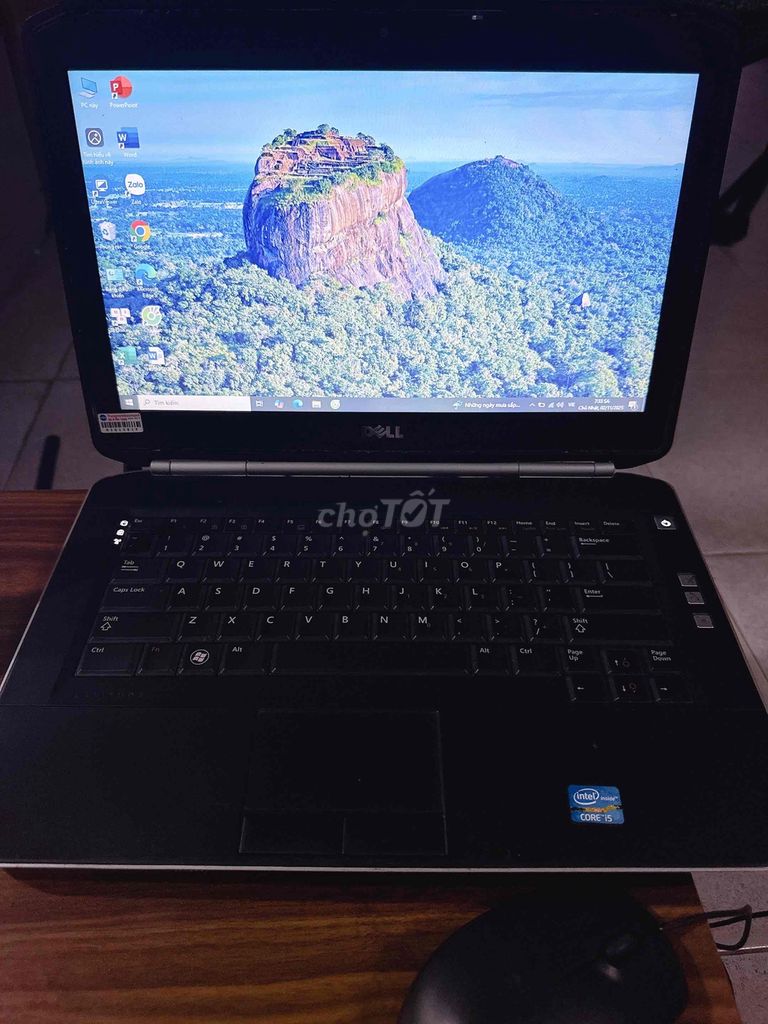 Dell Laptop i5 Đen Hoạt động chậm. Mua bán Laptop tại Thành phố Dĩ An Bình Dương được đăng bởi Bùi Huyền hình 1