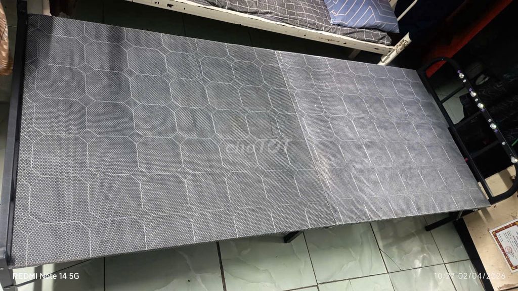 Giường gấp khung sắt vải bạt xám 1m85. Mua bán Giường, chăn ga gối nệm tại Huyện Củ Chi Tp Hồ Chí Minh được đăng bởi Quyen Dovan hình 1