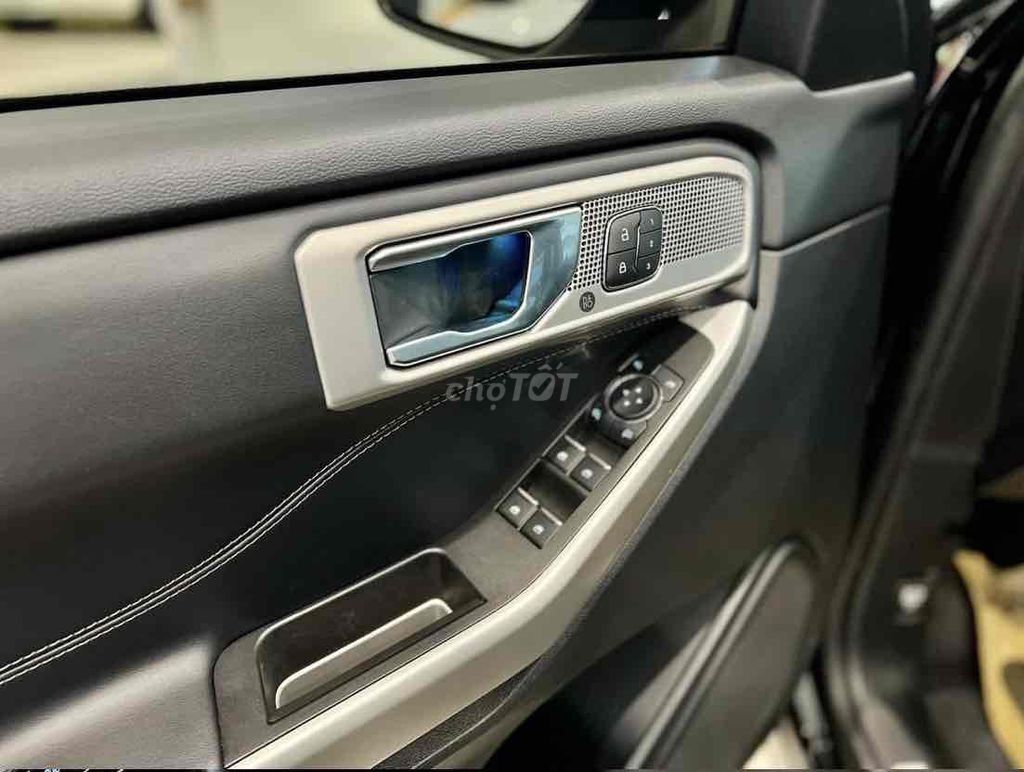 Ford Explorer 2022 Limited 4WD - 46500 km. Mua bán Ô tô tại Thành phố Buôn Ma Thuột Đắk Lắk được đăng bởi Hoài Chỉnh Ford hình 9