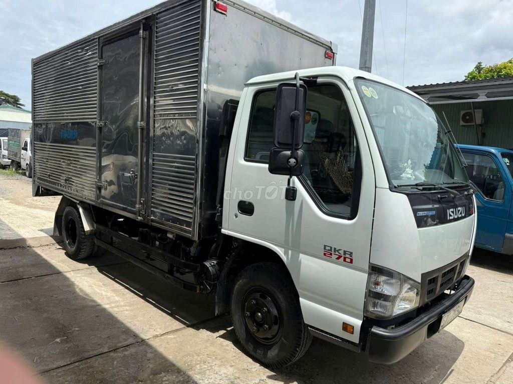 QKR270 thùng kín Inox 4m3 -  2.1 tấn. Mua bán Xe tải, xe ben tại Quận Cái Răng Cần Thơ được đăng bởi Trao Đổi Xe Tải Cũ Cần Thơ hình 2