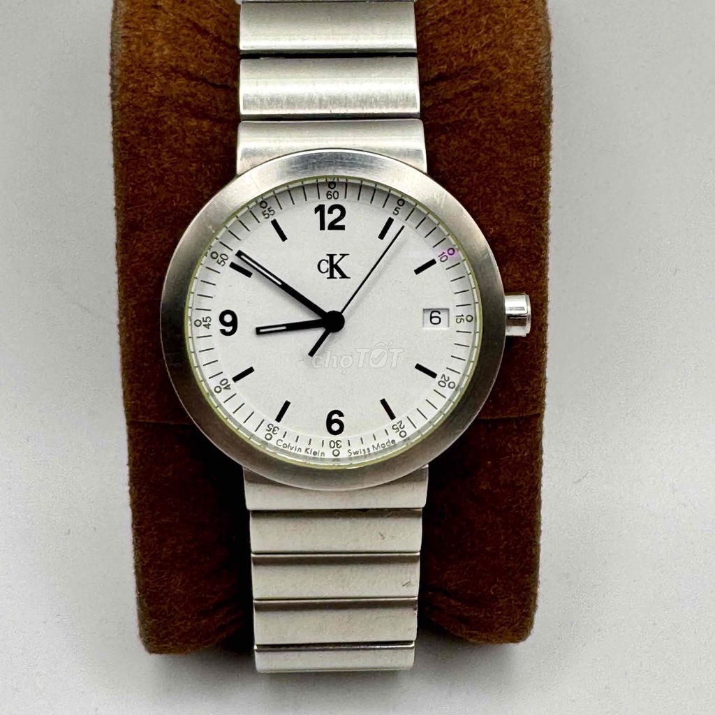 Đồng hồ Calvin Klein Unisex size 37mm luôn núm. Mua bán Đồng hồ tại Quận 4 Tp Hồ Chí Minh được đăng bởi MaiHanh hình 1