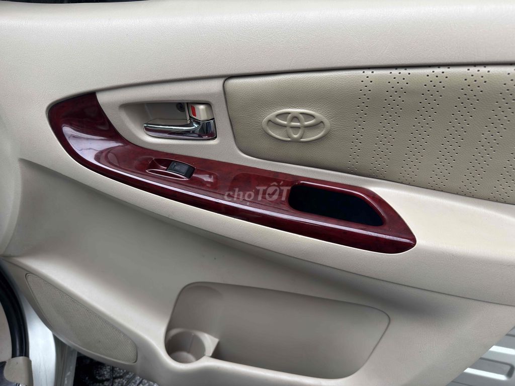 Toyota Innova 2006 G - 100000 km. Mua bán Ô tô tại Thành phố Biên Hòa Đồng Nai được đăng bởi Xe Lướt Uy Minh hình 9