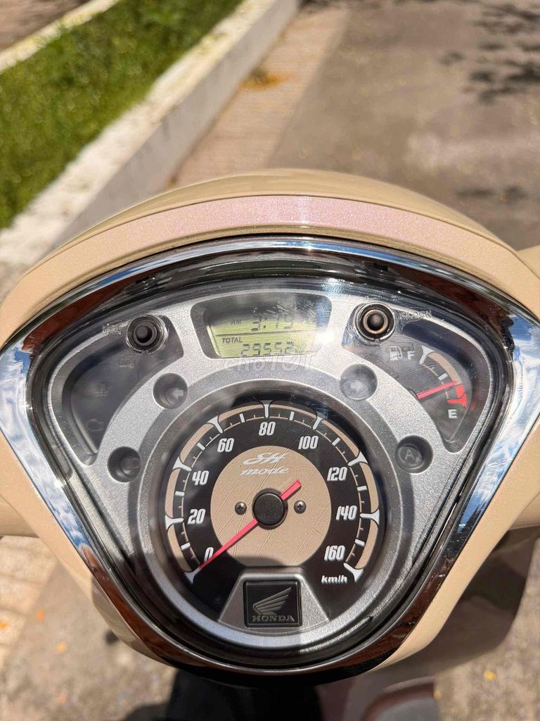 Honda SH Mode 2017 бежевый 29 000 км