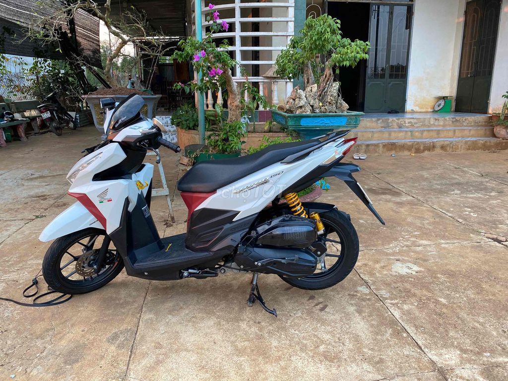 VARIO 2017 150 FULL ĐỒ. Mua bán Xe máy tại Quận Hải Châu Đà Nẵng được đăng bởi ĐỨC PHÚC STORE hình 5