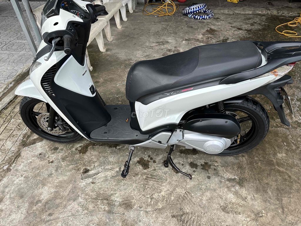Honda SH150i đập thùng 2016Trắng sm110 xe mới chát. Mua bán Xe máy tại Thành phố Rạch Giá Kiên Giang được đăng bởi đam mê hình 5