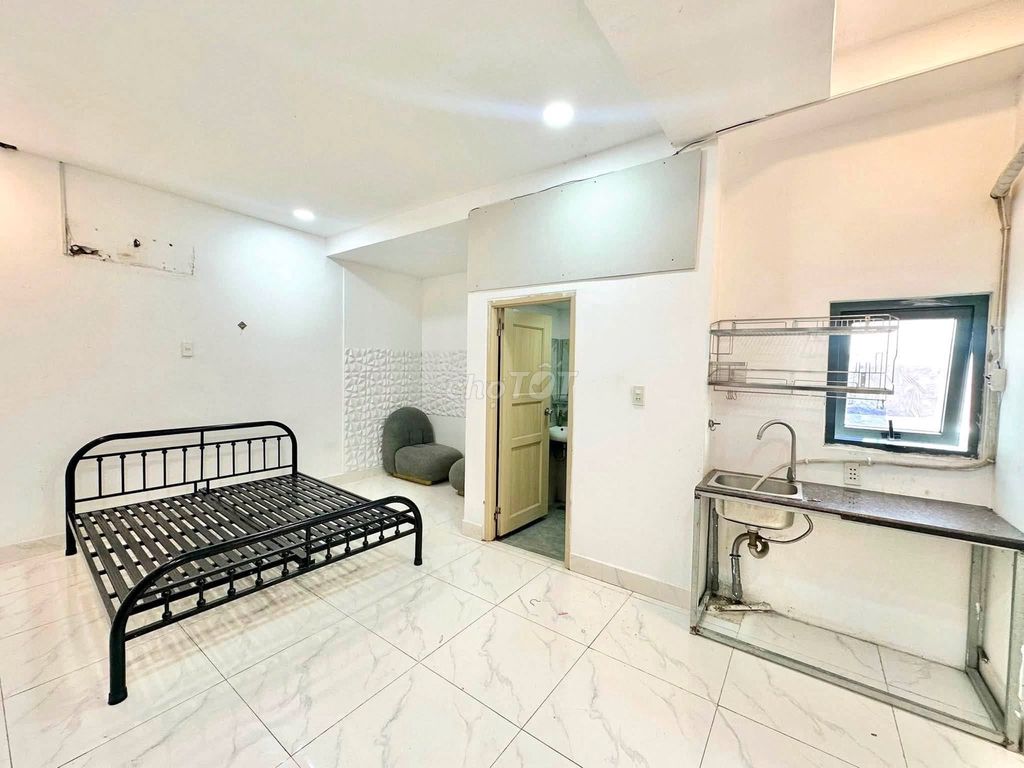 NGUYỄN THỊ TÚ - KDC VĨNH LỘC - CÁCH ĐH CÔNG THƯƠNG 7-10P ĐI XE