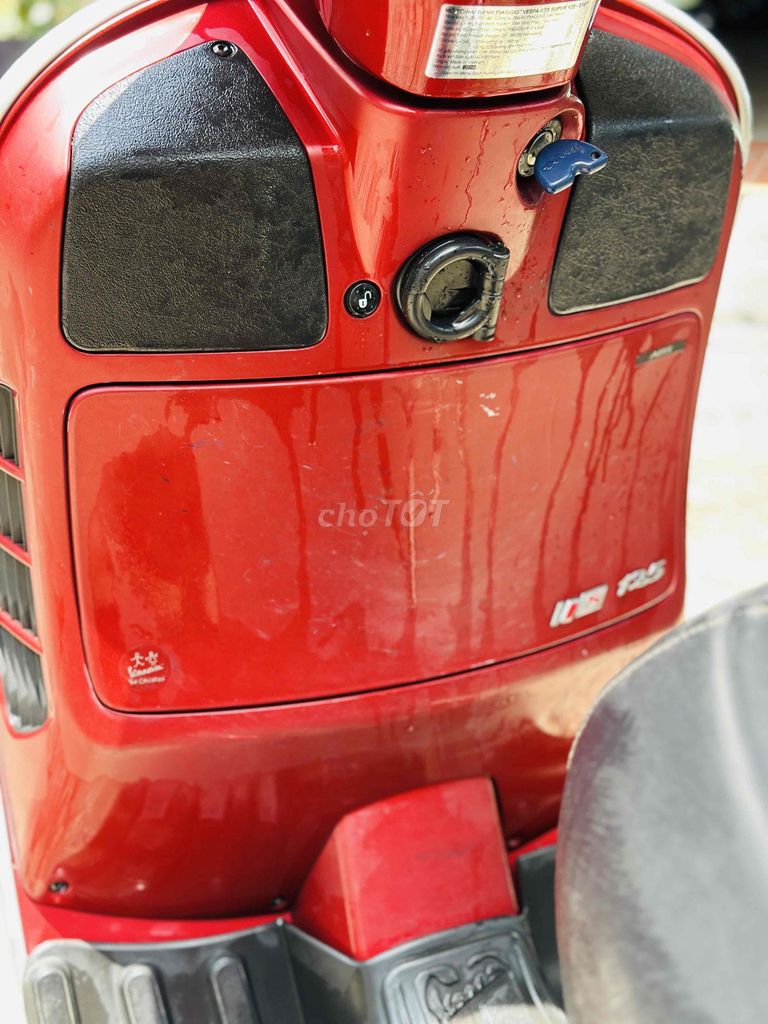 Piaggio Vespa GTS 125CC ABS IGET 2019 красный