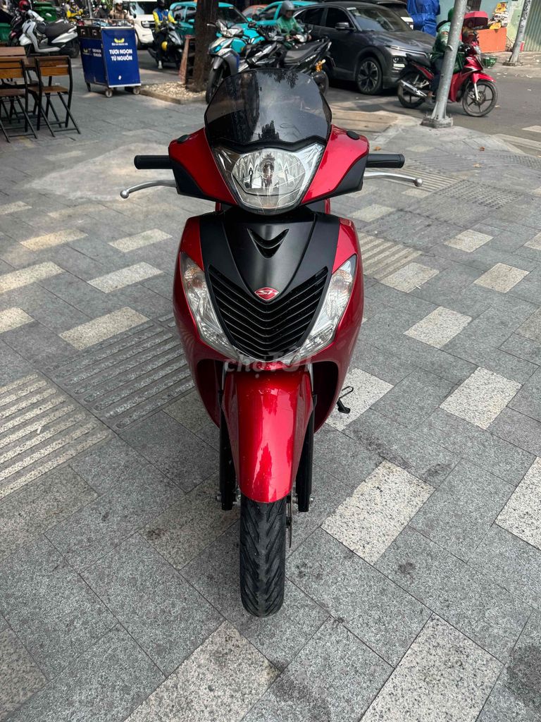 Honda SH Ý 150 Sm 106 Đỏ Nguyên zin. Mua bán Xe máy tại Quận 1 Tp Hồ Chí Minh được đăng bởi Bin Sơn hình 1