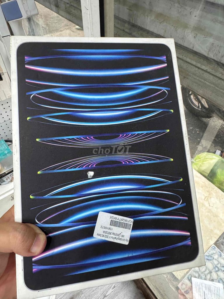 Apple iPad Pro 2022 M2 128GB. Mua bán Máy tính bảng tại Quận Hoàng Mai Hà Nội được đăng bởi chu  hình 1