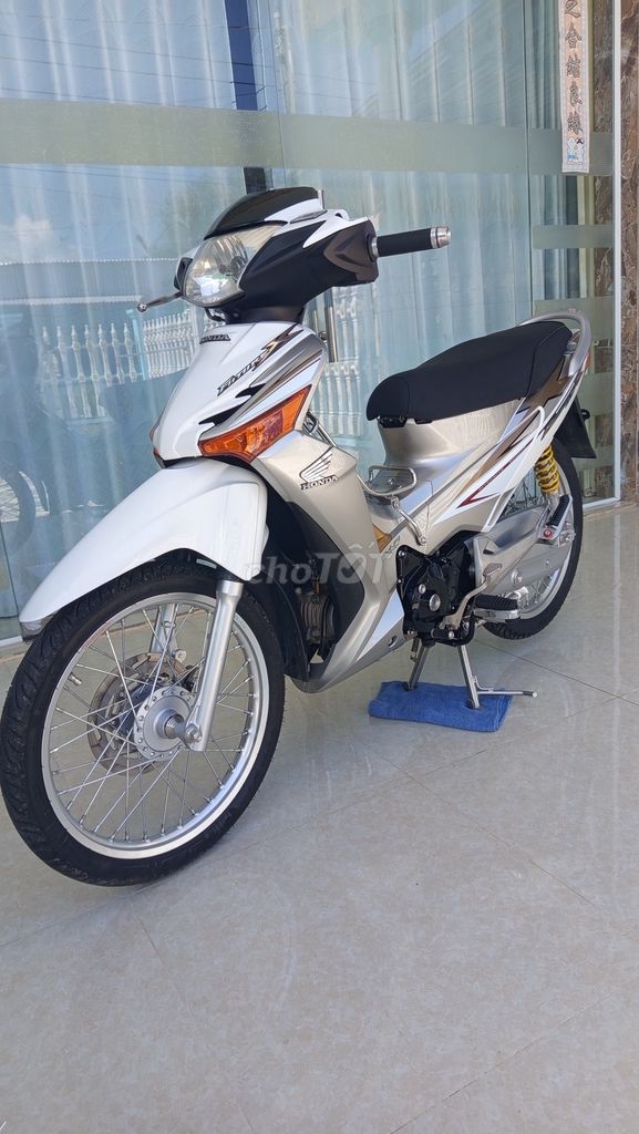 Honda Future X 2011 Trắng bạc. Mua bán Xe máy tại Huyện Vĩnh Lợi Bạc Liêu được đăng bởi Nguyễn Dự hình 2