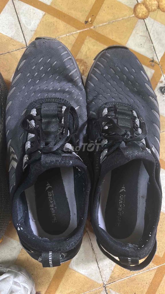 Giày thể thao Bitis Hunter Nam Đen 44. Mua bán Giày dép tại Quận Phú Nhuận Tp Hồ Chí Minh được đăng bởi Phong hình 1