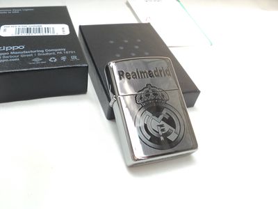Chia Lửa Cây REAL MADRID FC, Hiếm ///Zippo Mỹ, zin. Mua bán Đồ sưu tầm, đồ cổ tại Thành phố Thủ Đức Tp Hồ Chí Minh được đăng bởi Tuấn Anh 