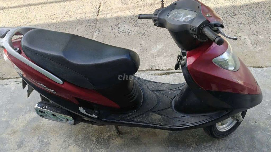 Xe tay ga Attila màu Đỏ