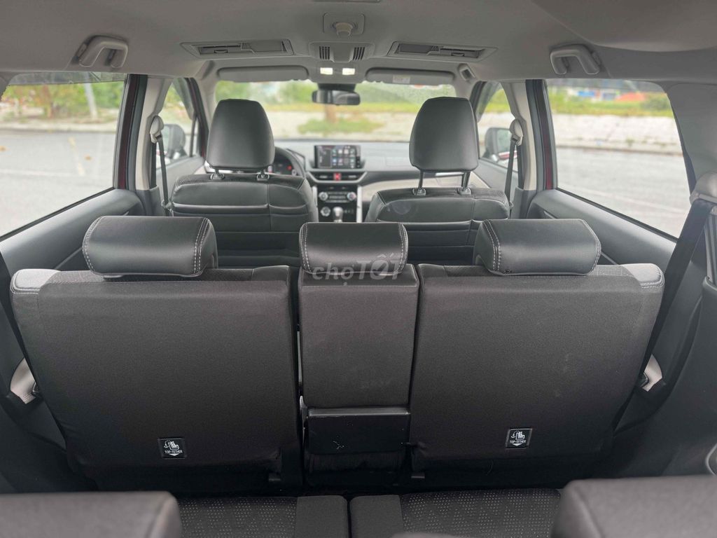 Toyota Veloz Cross 2022 Top 1.5 CVT 9500 km. Mua bán Ô tô tại Quận Cẩm Lệ Đà Nẵng được đăng bởi Anh Tân hình 6