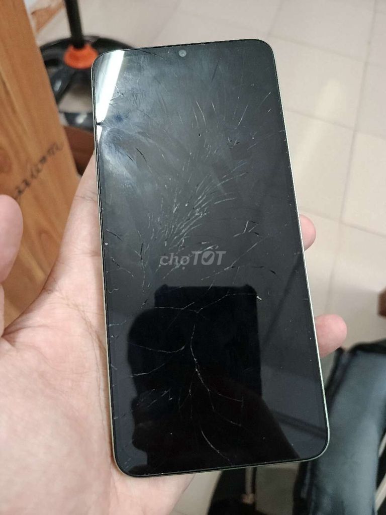 Xiaomi Redmi 13C 6GB/128GB Xanh lá. Mua bán Điện thoại tại Quận Hải Châu Đà Nẵng được đăng bởi Hưng hình 1