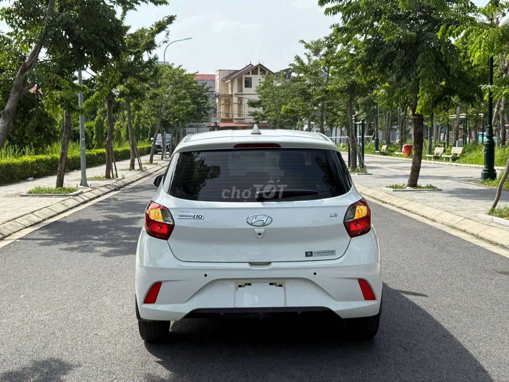 Hyundai I10 2022 FULL 1.2AT Белый 30 тыс. км