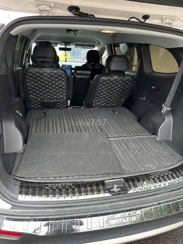 Hyundai Custin 7-местный белый 111 558 км