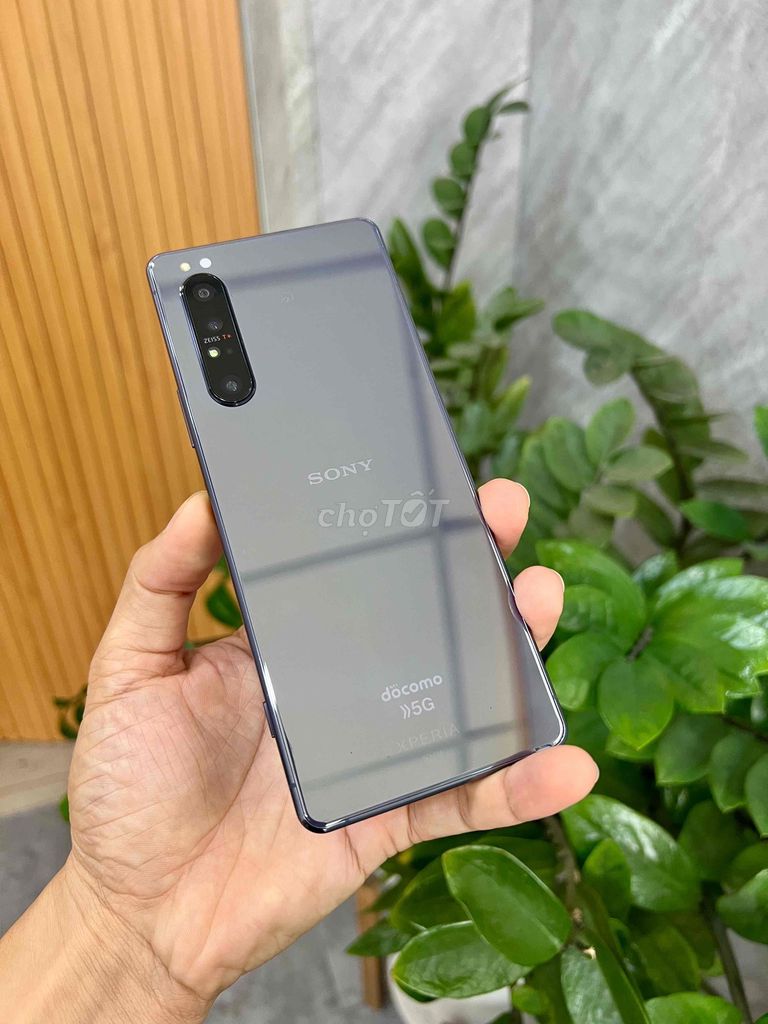 Sony Xperia 1 II 128GB Tím Snapdragon 865. Mua bán Điện thoại tại Quận Gò Vấp Tp Hồ Chí Minh được đăng bởi Toto Mobile hình 1