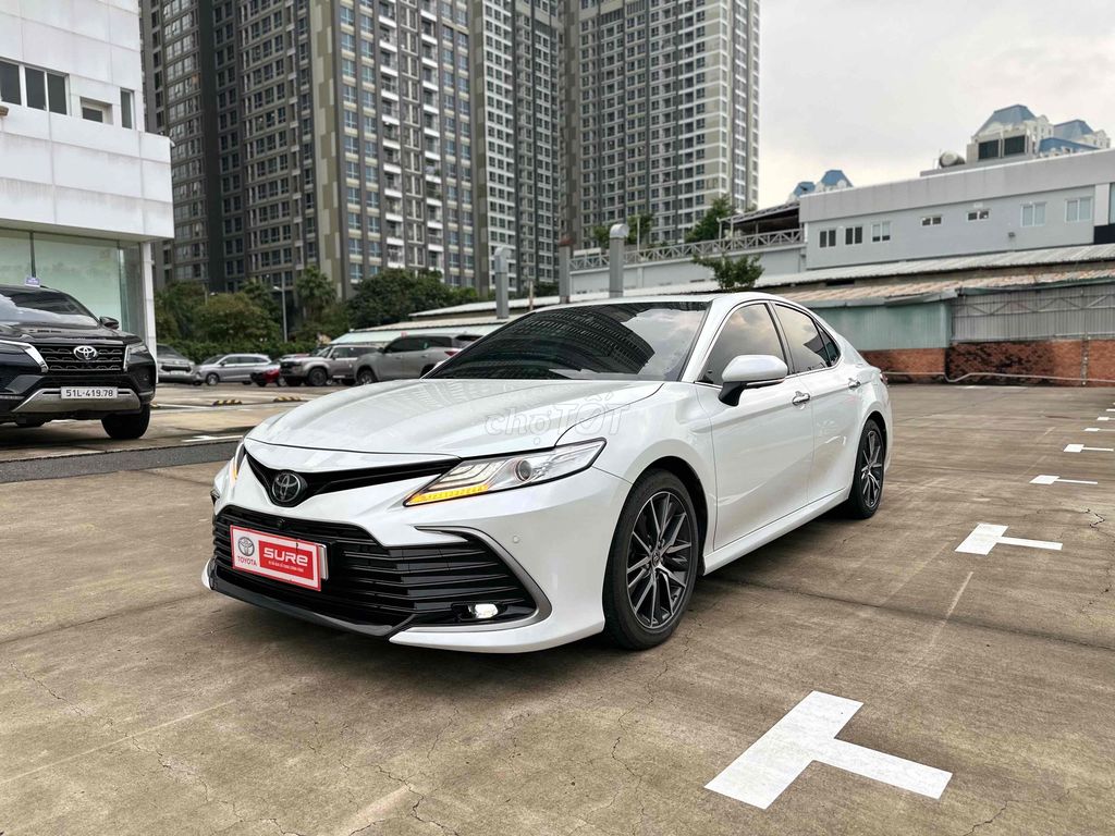 Toyota Camry 2022 2.5Q - Trắng ngọc trai HÃNG BH. Mua bán Ô tô tại Quận Bình Thạnh Tp Hồ Chí Minh được đăng bởi phuongneo hình 2