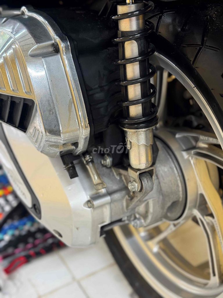 SH 125 đời 2022 đỏ đô siêu lướt 43G1-497.94. Mua bán Xe máy tại Quận Sơn Trà Đà Nẵng được đăng bởi Minh Dũng bán trả góp 136 vân đồn  hình 3