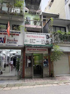 Townhouse 30 m² · 3 bed · Phố Tạ Quang Bửu