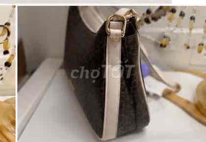 Túi xách Calvin Klein Nâu Giả da Nữ Đã sử dụng. Mua bán Túi xách tại Quận Long Biên Hà Nội được đăng bởi Tống thị Kiều Oanh hình 1