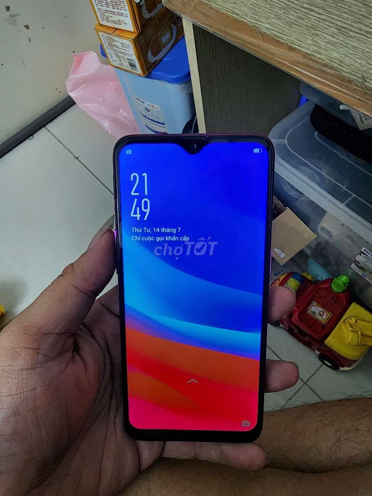 Oppo F9 2sim ram 8gb rom 256gb cần lúa bán