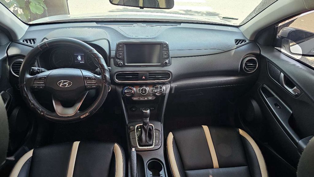 Hyundai Kona 2021 2.0 AT Tiêu chuẩn - 36000 km. Mua bán Ô tô tại Quận Cẩm Lệ Đà Nẵng được đăng bởi Lê Quốc Phong hình 9