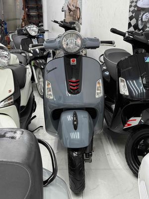 Vespa GTS 125 2015 chính chủ 1 đời chủ xe đẹp keng. Mua bán Xe máy tại Quận Phú Nhuận Tp Hồ Chí Minh được đăng bởi VESPA Piaggio Quốc Vương 