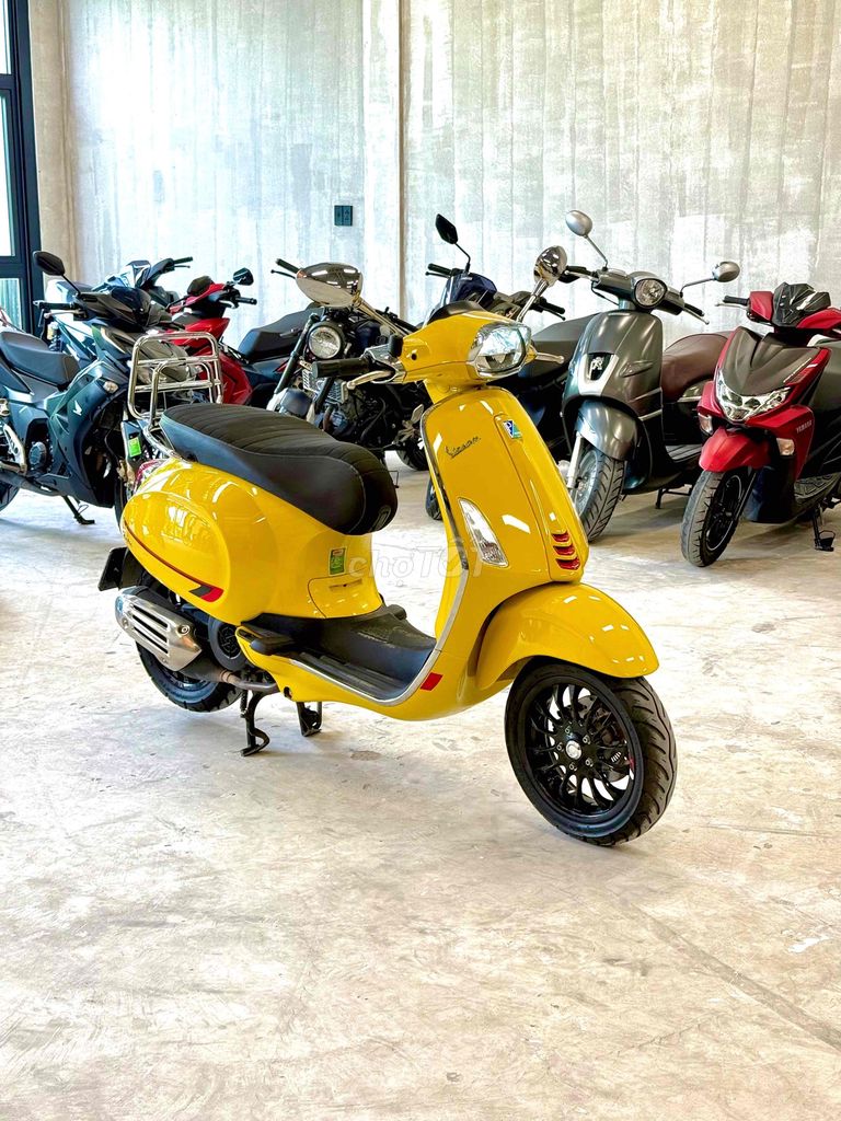 Vespa Sprint 125 đăng kí 2021 chạy ít. Mua bán Xe máy tại Thành phố Thủ Đức Tp Hồ Chí Minh được đăng bởi iMotorbike Khang hình 1