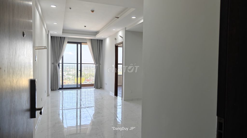 Opal Skyline cho thuê 2PN 65m2 rèm, giàn phơi 5tr/th, cọc 1, bao PQL