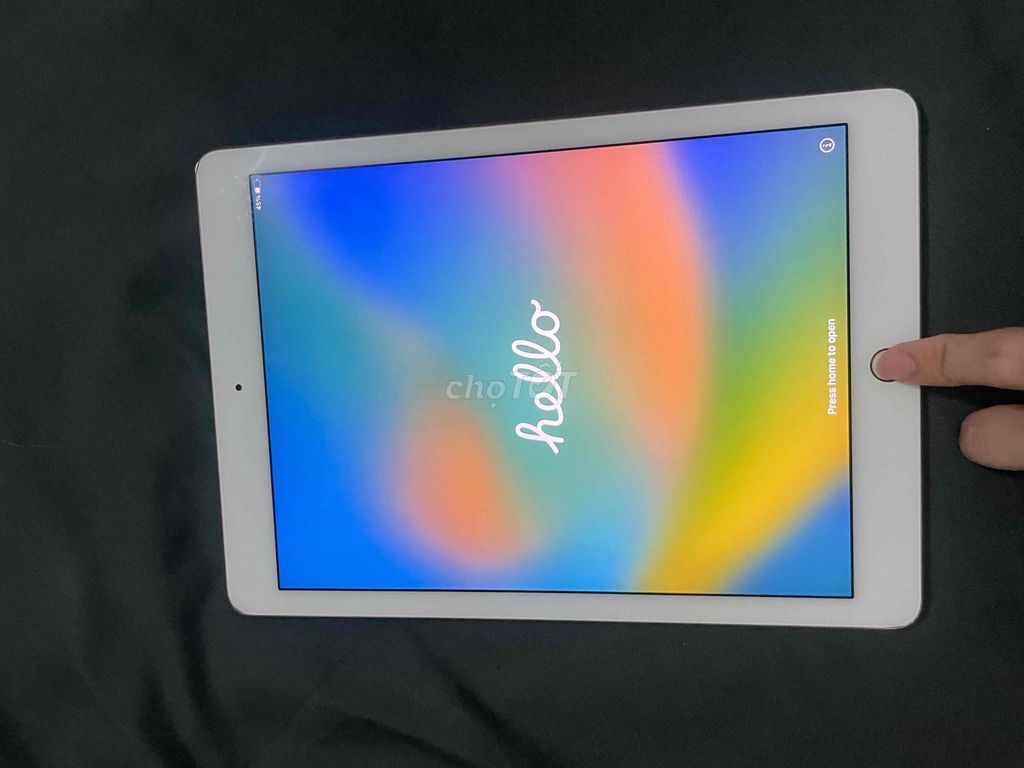 Apple iPad Pro 9.7 inch 128GB Rose Gold. Mua bán Máy tính bảng tại Huyện Bình Tân Vĩnh Long được đăng bởi Nguyễn Vũ Nhật Vy hình 1