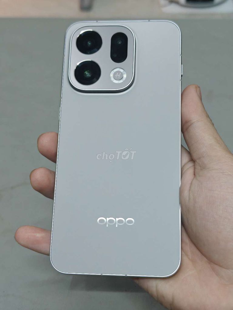 Oppo Find X9 Chính hãng 12/256GB có GL. Mua bán Điện thoại tại Thành phố Dĩ An Bình Dương được đăng bởi Hiếu Mobile hình 1