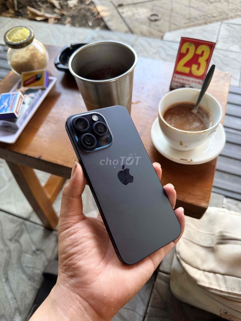 Apple iPhone 15 Pro Max 256GB Đen 99%. Mua bán Điện thoại tại Quận Ngũ Hành Sơn Đà Nẵng được đăng bởi Nghĩa  hình 1