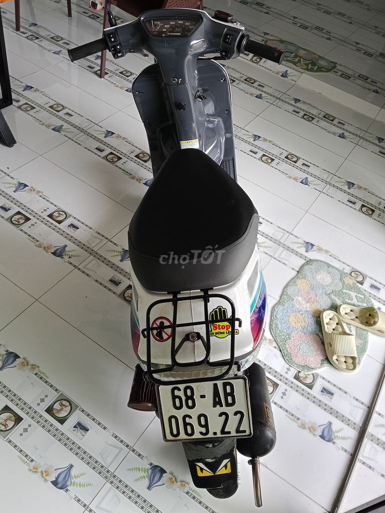 Xe máy Honda Dio 49cc màu trắng. Mua bán Xe máy tại Huyện Hòn Đất Kiên Giang được đăng bởi Hoang giang hình 5